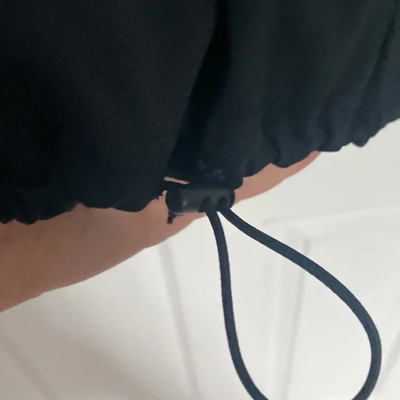 BuffBunny Collection Escalanda Pullover-Black-Medium-Excellent Condition - Picture 4 of 9